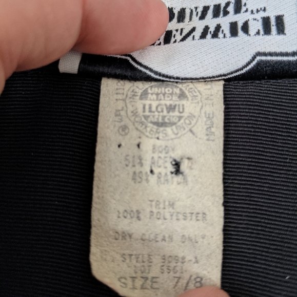 Greenwich Square Polyester Sleeve Jacket - Picture 8 of 12